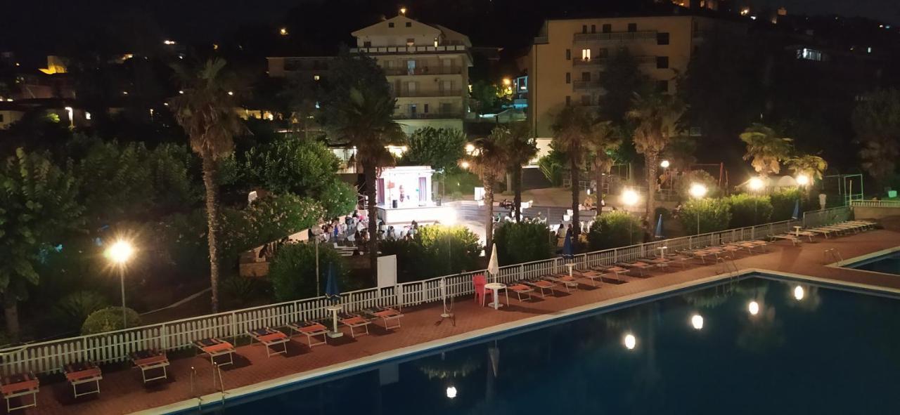 Villaggio Costa D'Argento Сан-Вито-Кьетино Экстерьер фото
